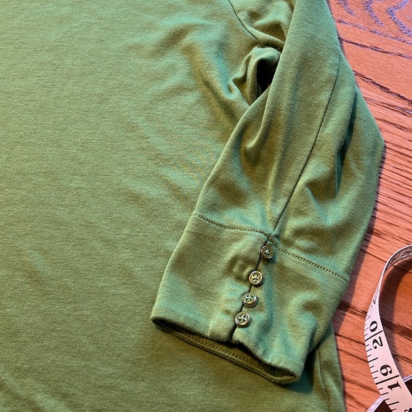Talbots green knit top. Medium. - Picture 3 of 5